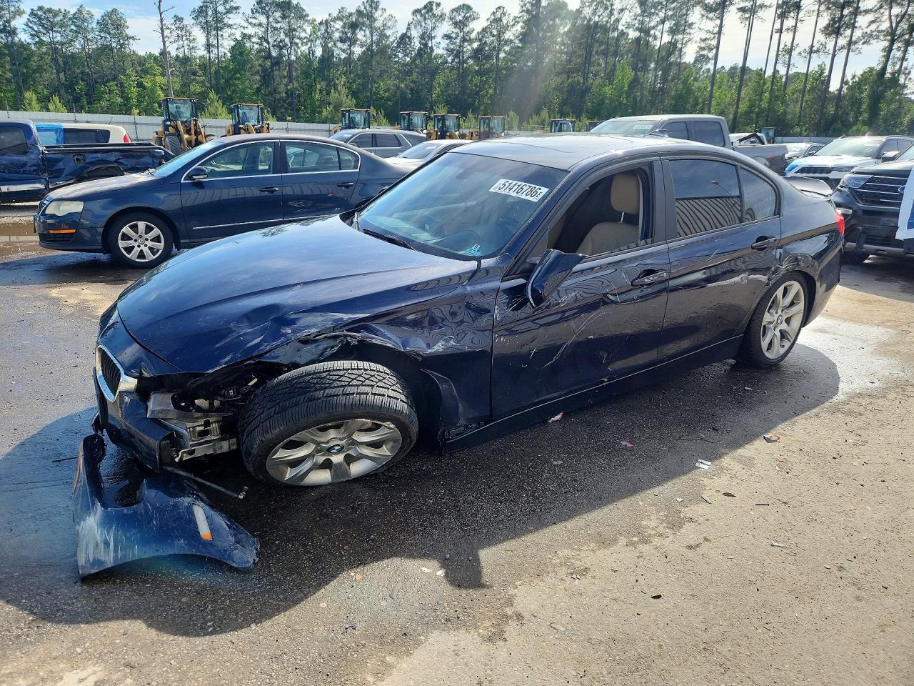 2014 BMW 335 Xi - zdjęcie główne