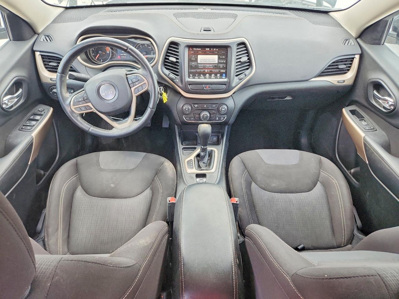 2017 Jeep Cherokee Latitude - zdjęcie 8