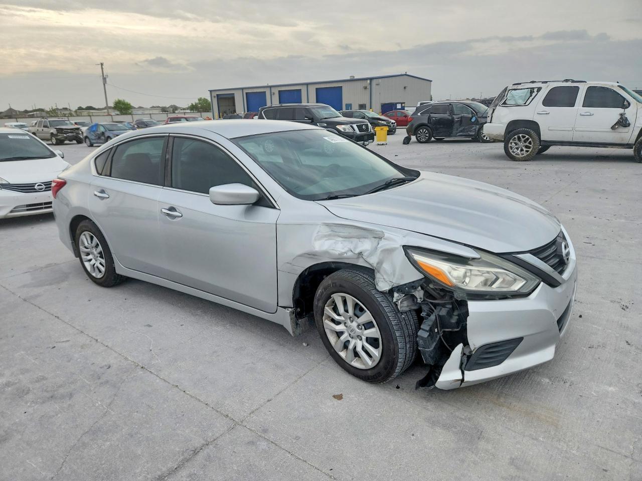 2017 Nissan Altima 2.5 S - zdjęcie 4