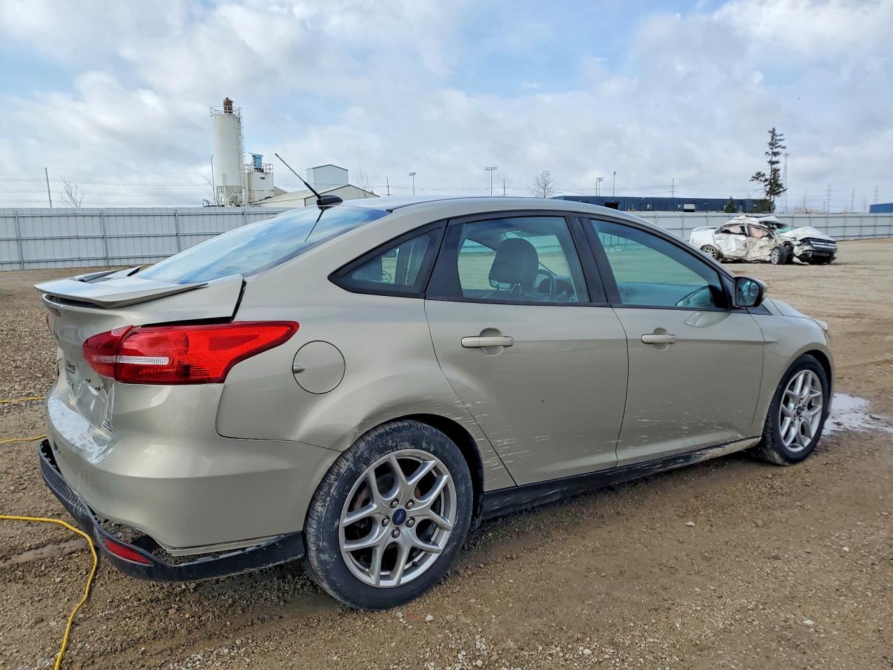 2015 Ford Focus Se - zdjęcie 3