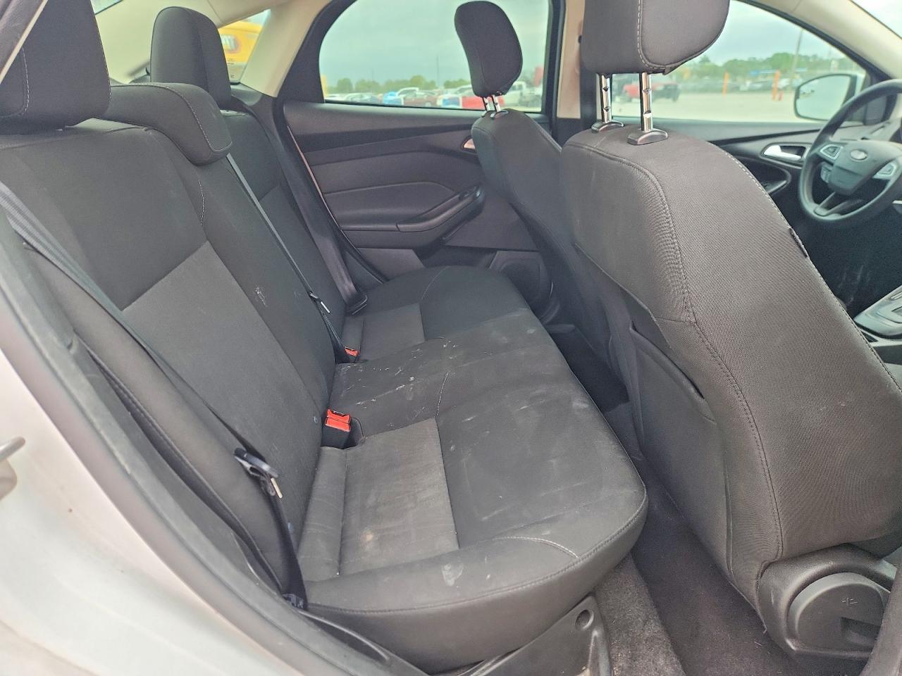 2018 Ford Focus Se - zdjęcie 10