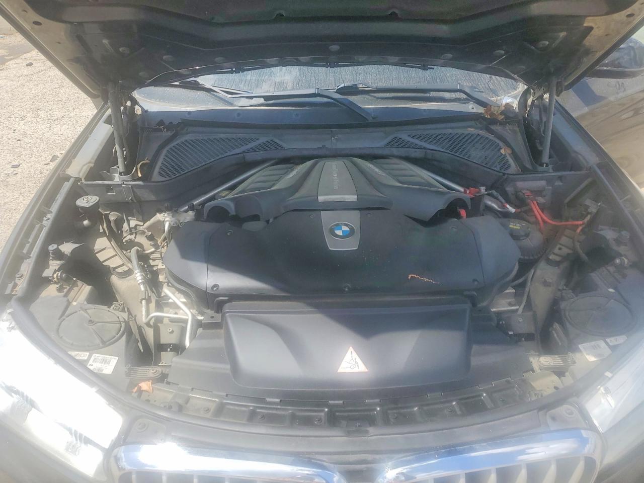 2015 BMW X5 xDrive50I - zdjęcie 11