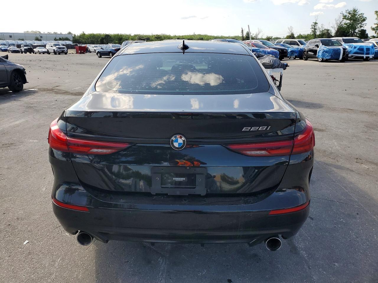 2021 BMW 228I - zdjęcie 6