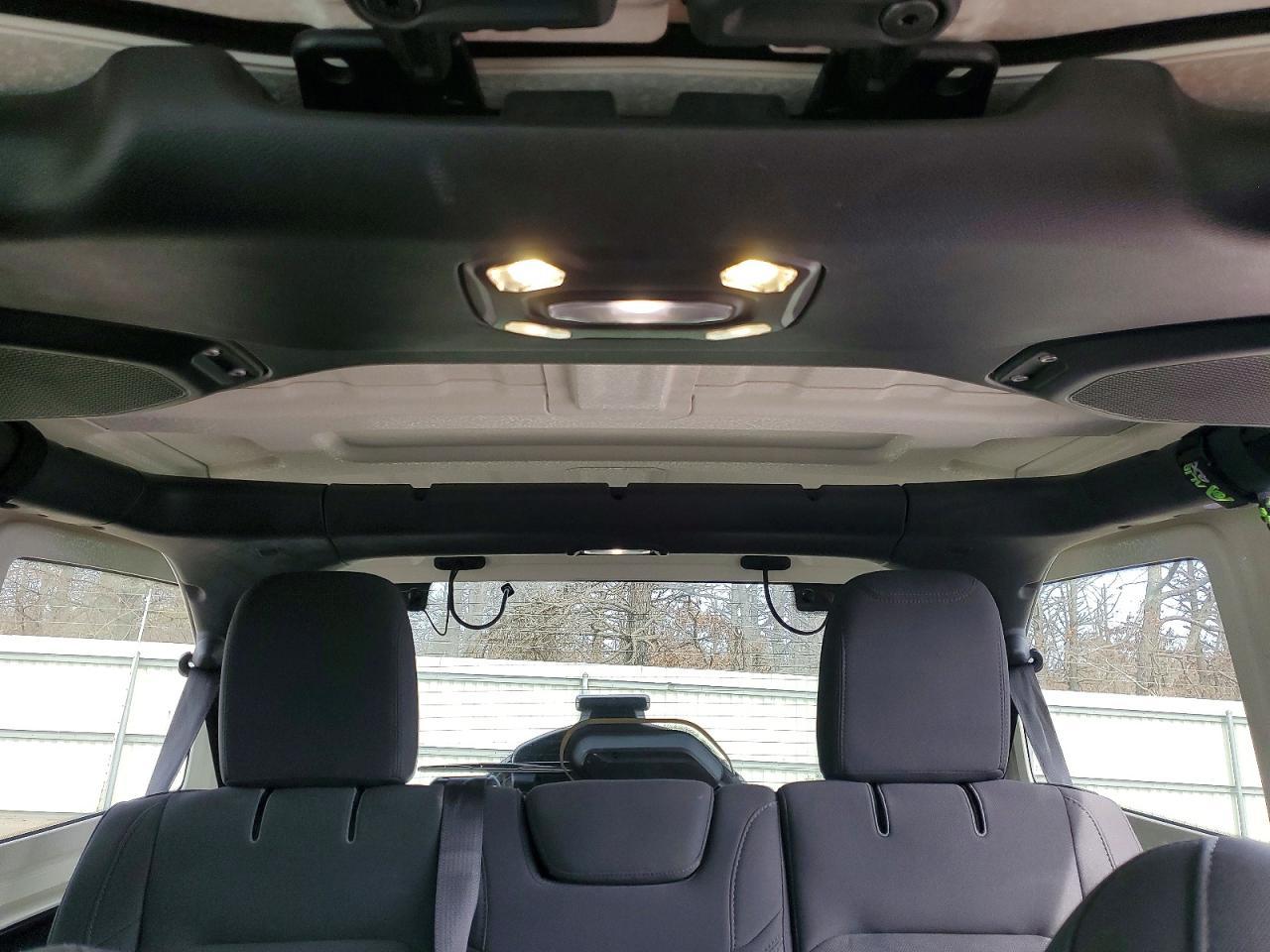 2019 Jeep Wrangler Unlimited Sport - zdjęcie 10