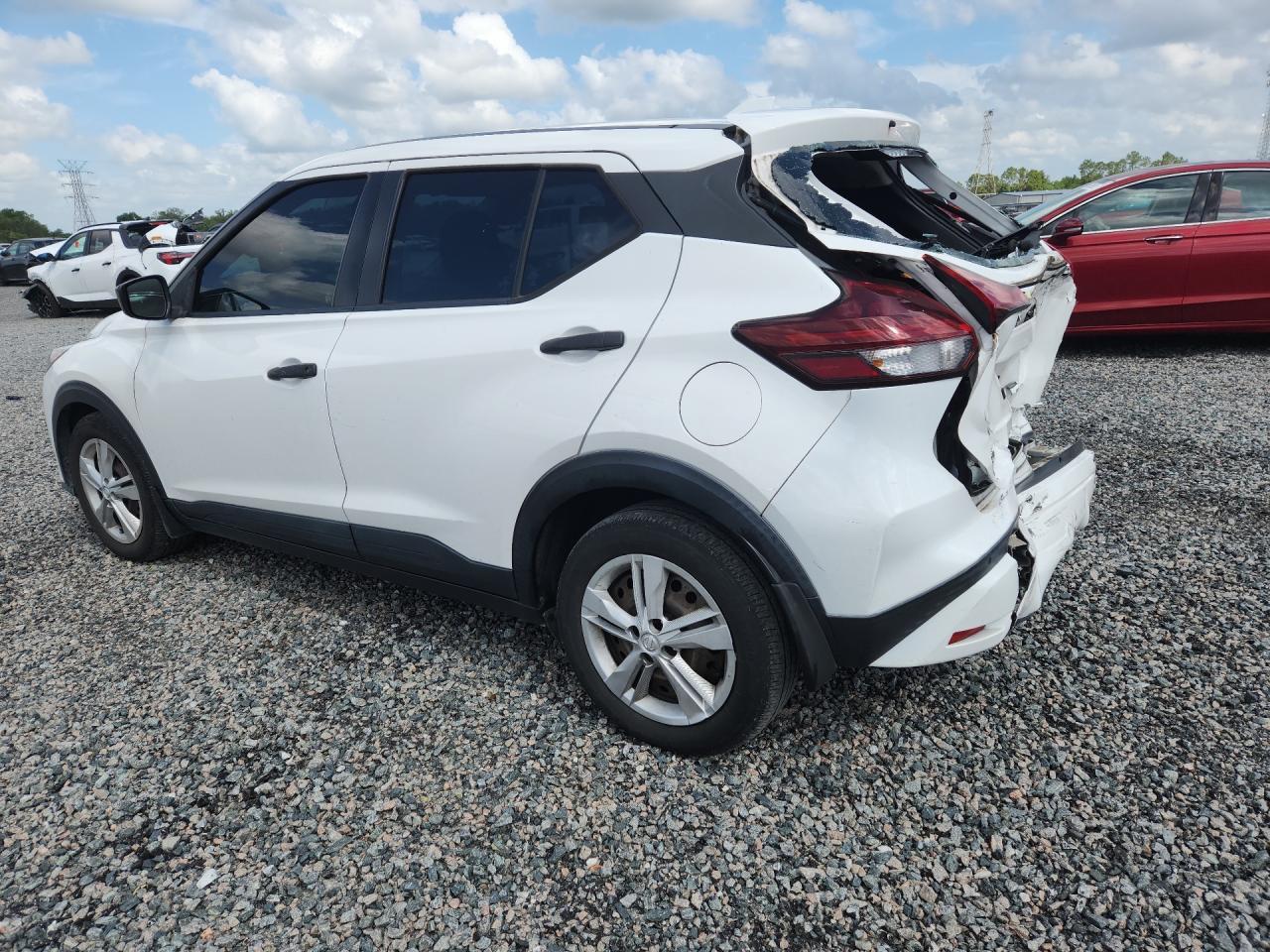 2021 Nissan Kicks S - zdjęcie 2