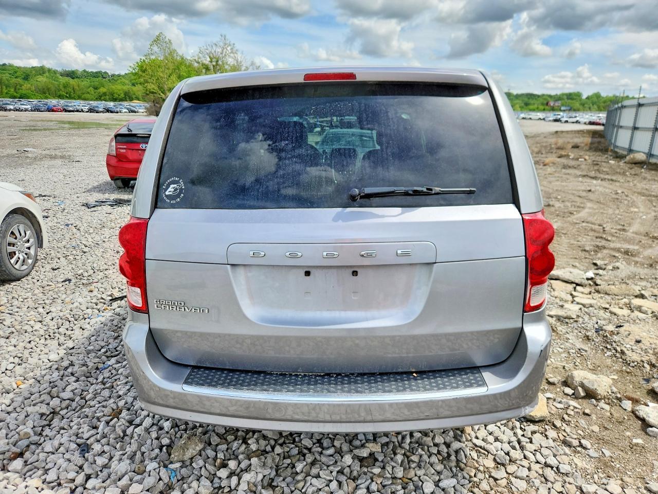 2016 Dodge Grand Caravan Se - zdjęcie 6