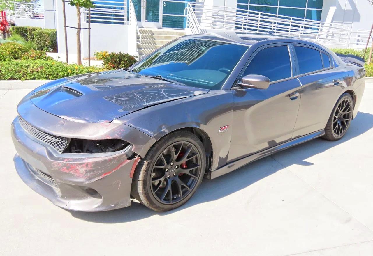 2016 Dodge Charger R - zdjęcie 2