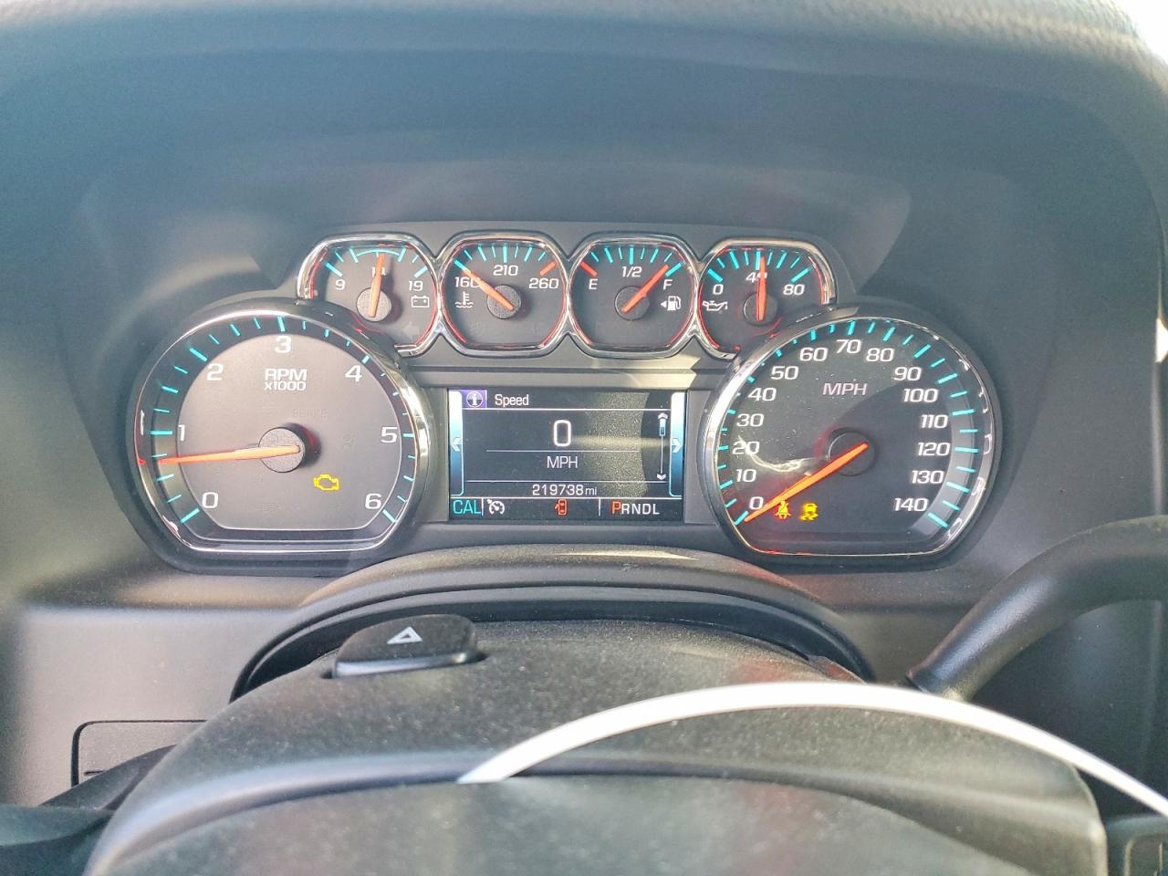 2019 Chevrolet Suburban - zdjęcie 9