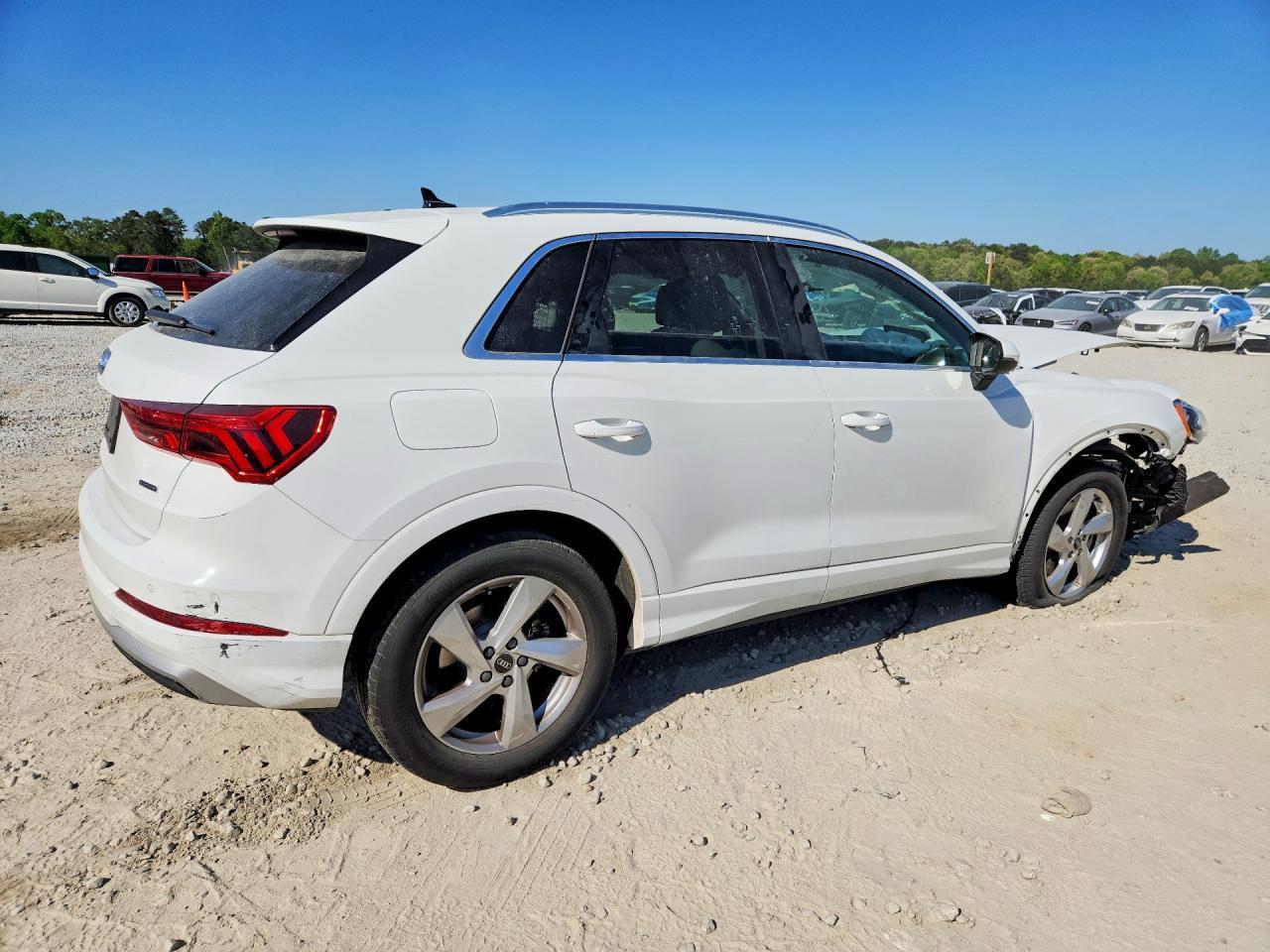 2021 Audi Q3 Premium 40 - zdjęcie 3