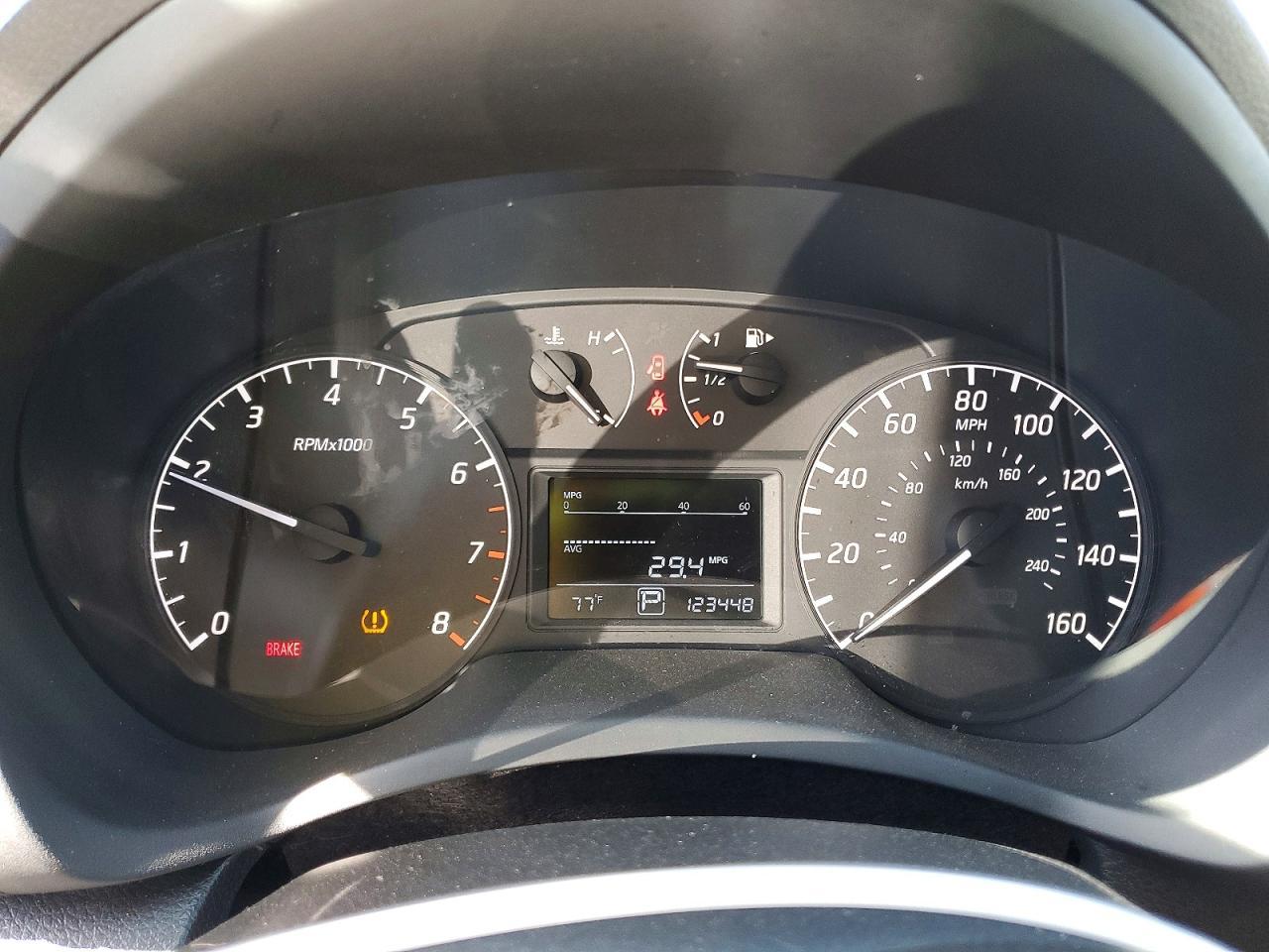 2017 Nissan Sentra S - zdjęcie 9