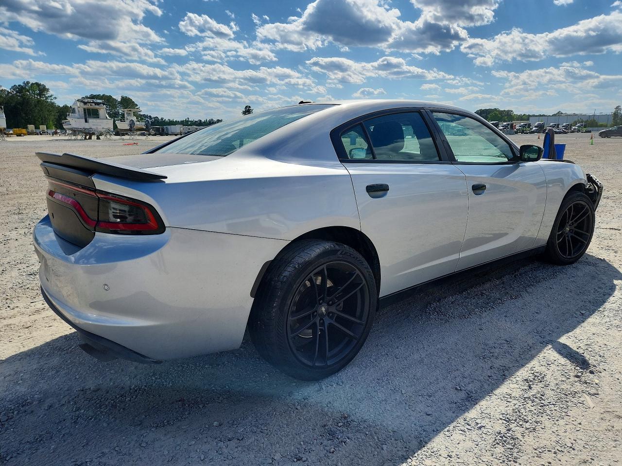 2019 Dodge Charger Police - zdjęcie 3