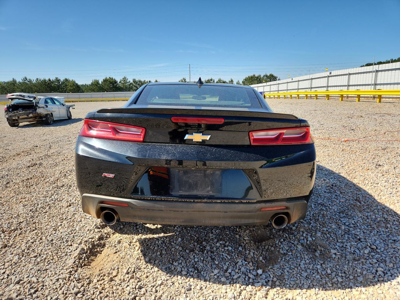 2017 Chevrolet Camaro Ls - zdjęcie 6