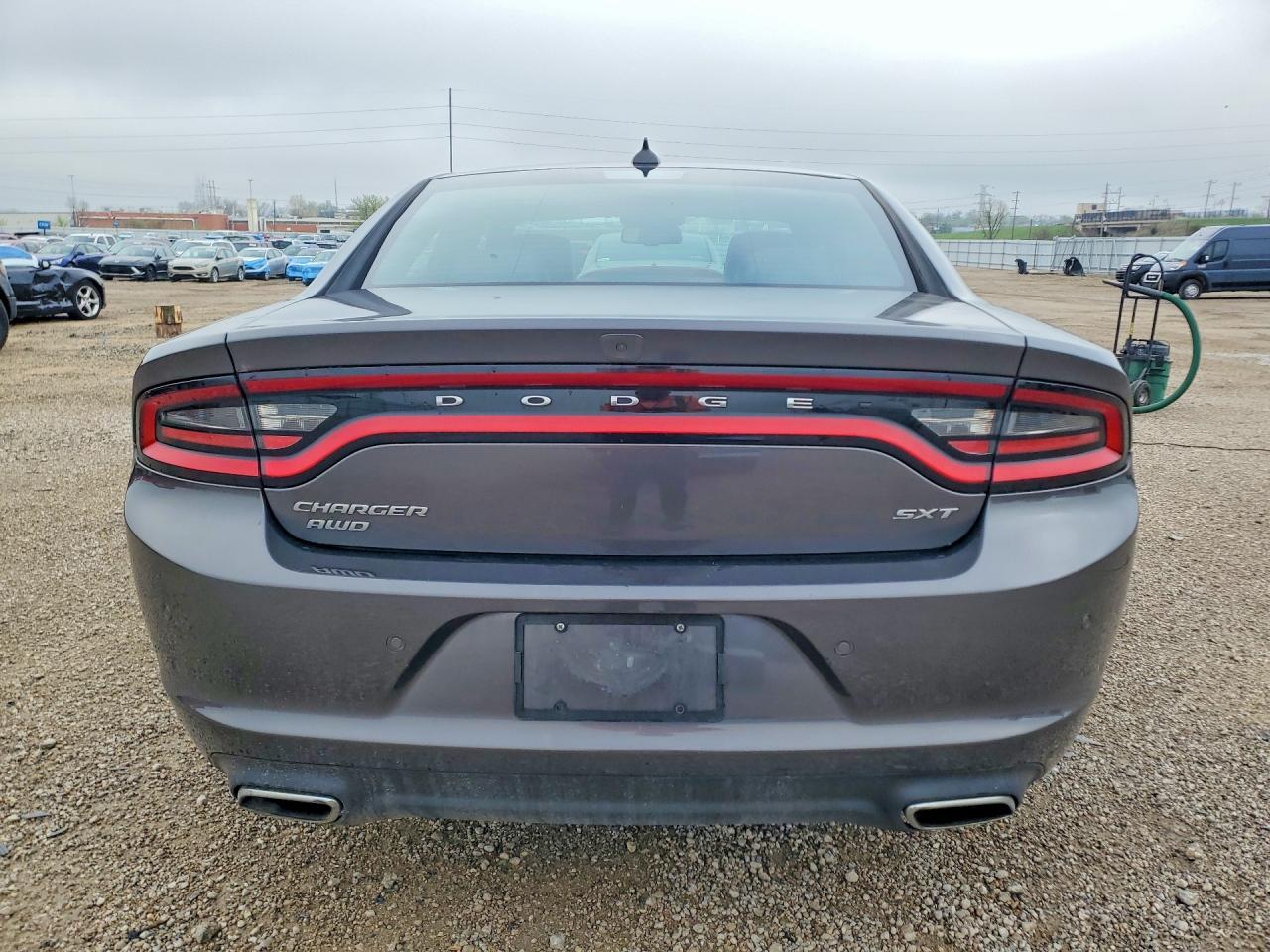 2015 Dodge Charger Sxt - zdjęcie 6