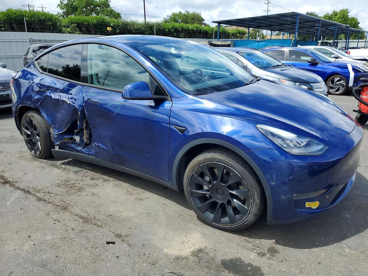 2020 Tesla Model Y - zdjęcie 4