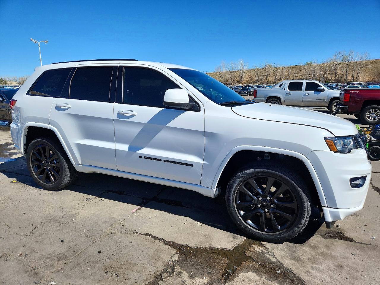 2019 Jeep Grand Cherokee Laredo - zdjęcie 4