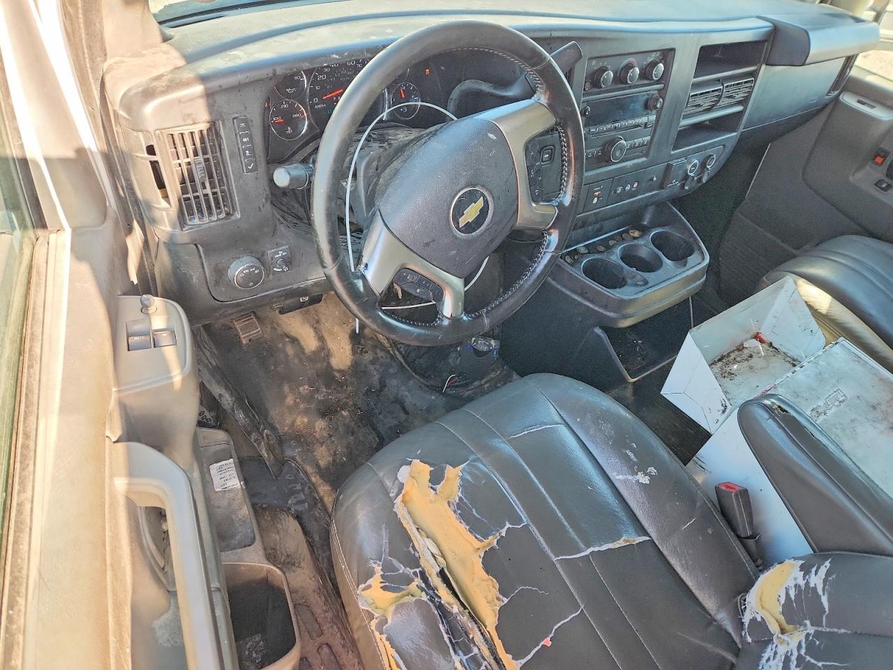 2018 Chevrolet Express G3500 - zdjęcie 8
