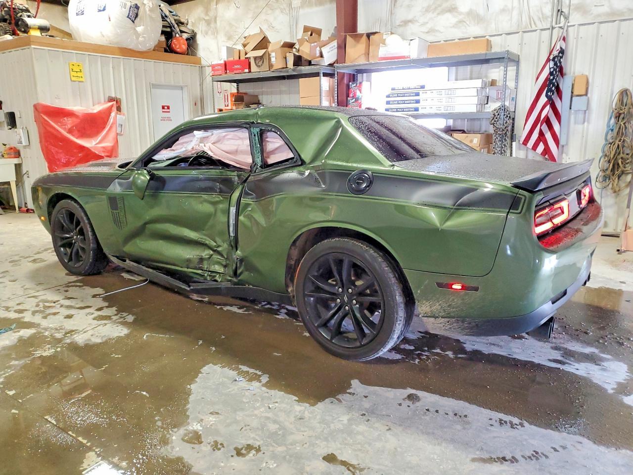 Dodge Challenger - zdjęcie 2