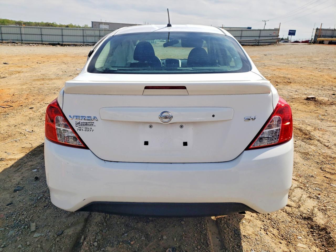 2018 Nissan Versa Sv - zdjęcie 6
