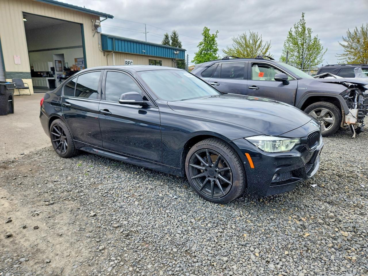 2017 BMW 328 D xDrive - zdjęcie 4