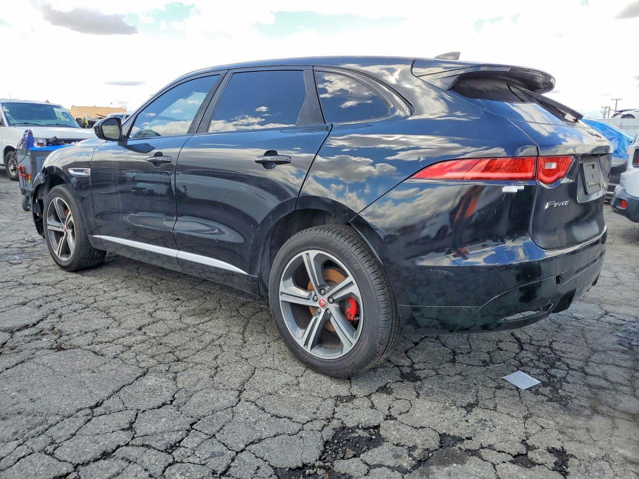 2020 Jaguar F-Pace S - zdjęcie 2