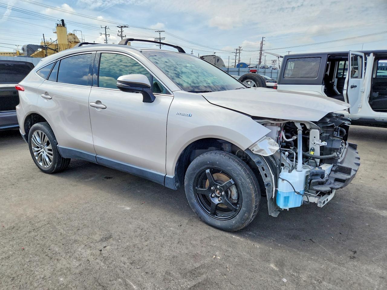 2021 Toyota Venza - zdjęcie 4