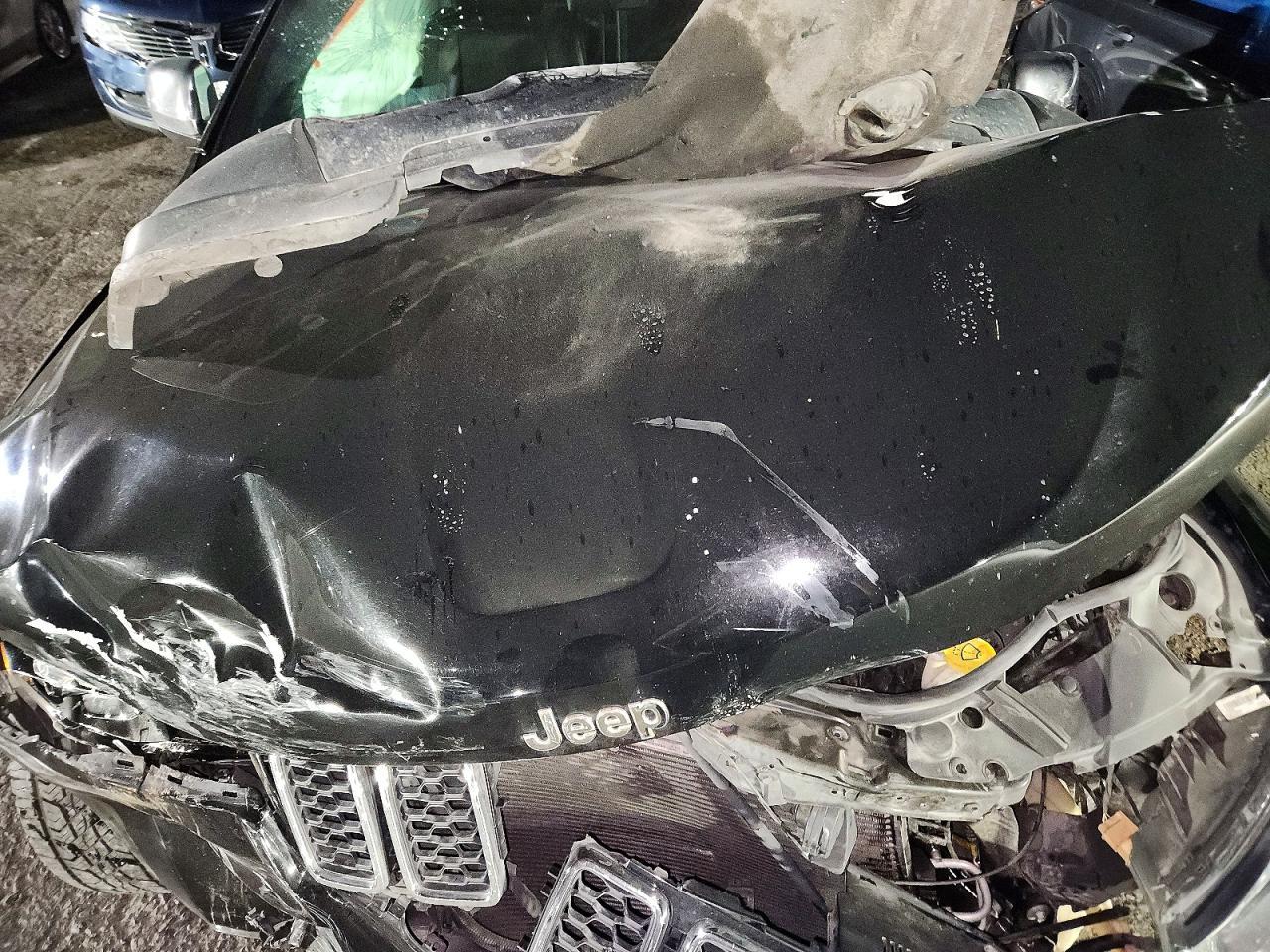 2021 Jeep Grand Cherokee Limited - zdjęcie 12