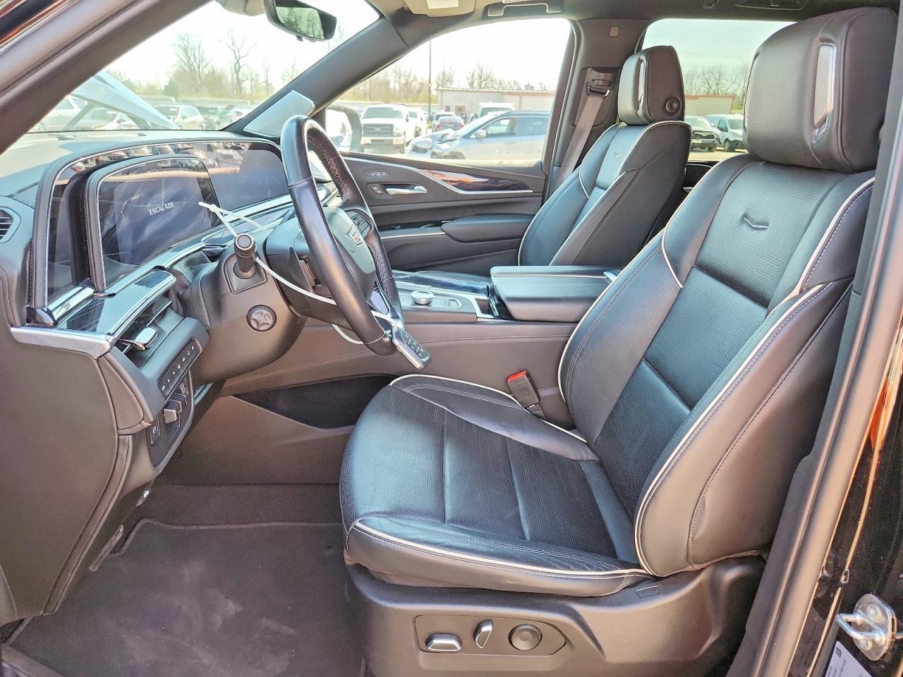 2023 Cadillac Escalade Sport - zdjęcie 7
