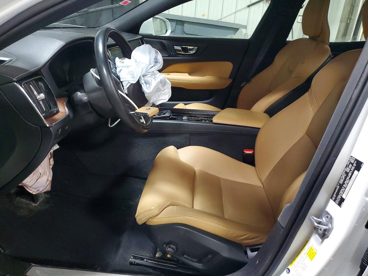 2019 Volvo S60 T6 Inscription - zdjęcie 7