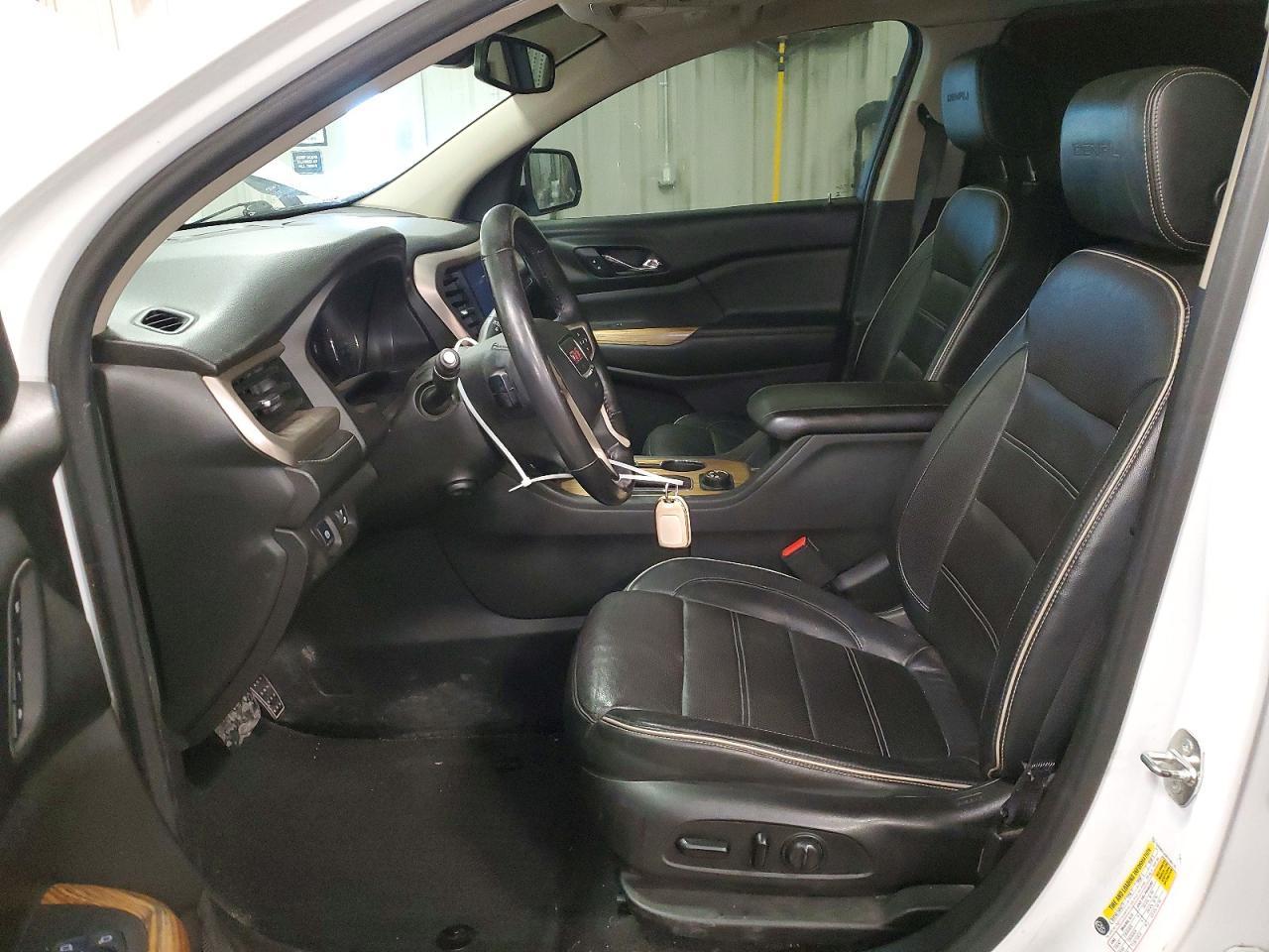 2017 GMC Acadia Denali - zdjęcie 7