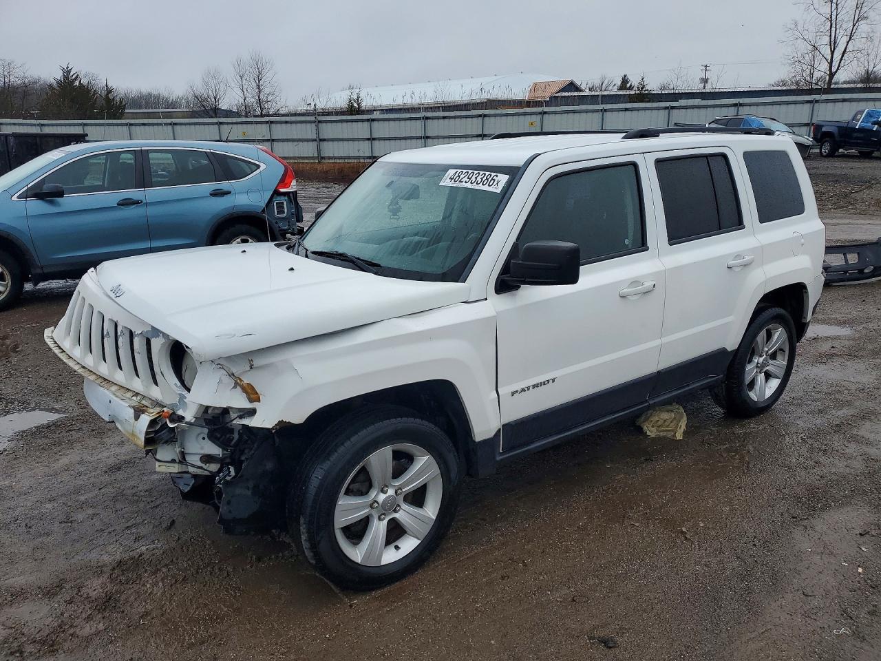 2014 Jeep Patriot Latitude - zdjęcie główne