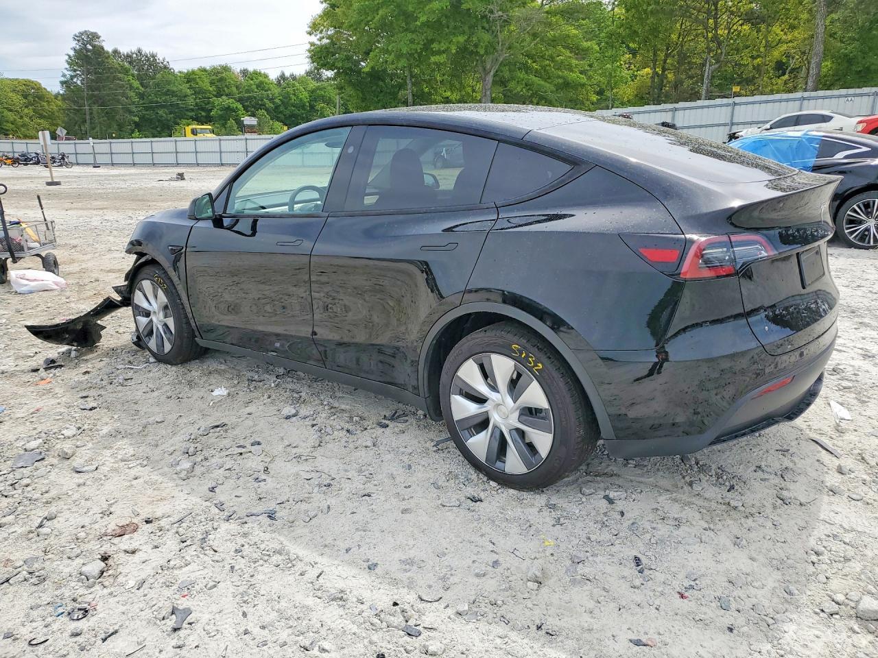 2023 Tesla Model Y - zdjęcie 2