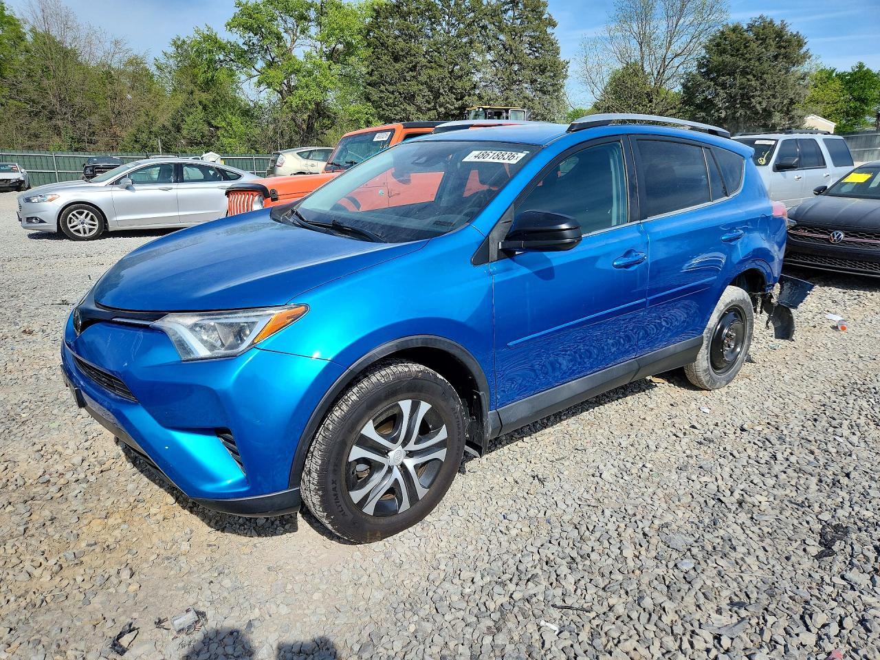 2017 Toyota Rav4 Le - zdjęcie główne