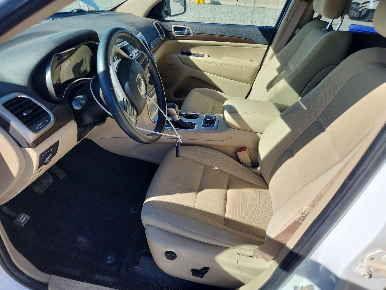 2016 Jeep Grand Cherokee Laredo - zdjęcie 7