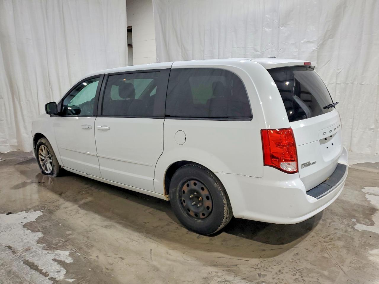 2016 Dodge Grand Caravan Se - zdjęcie 2