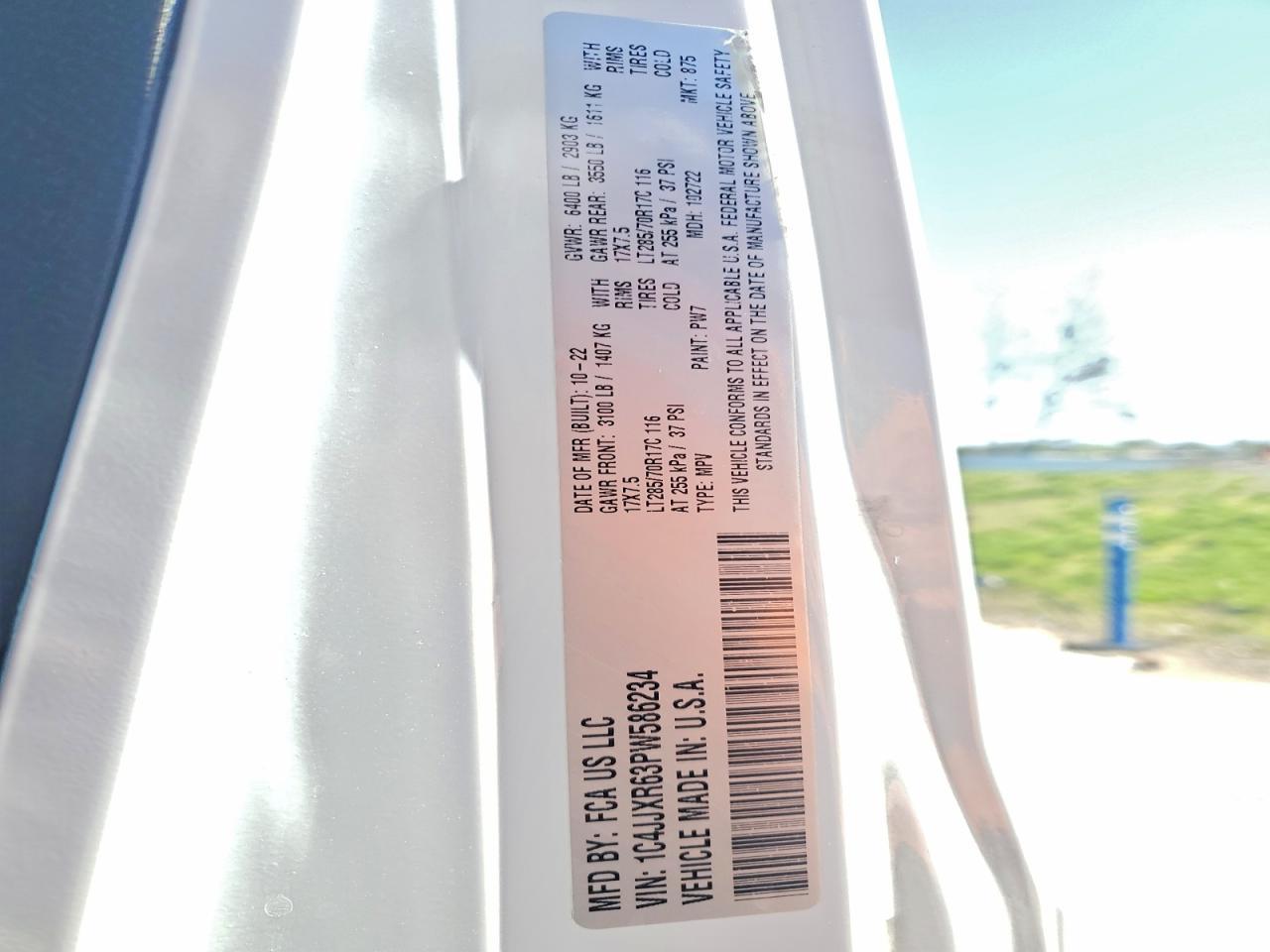 2023 Jeep Wrangler Rubicon 4Xe - zdjęcie 13