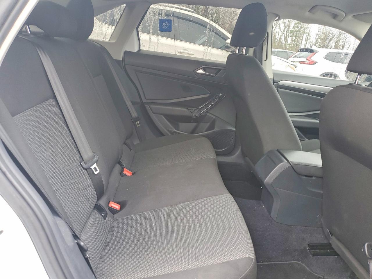 2021 Volkswagen Jetta S - zdjęcie 10