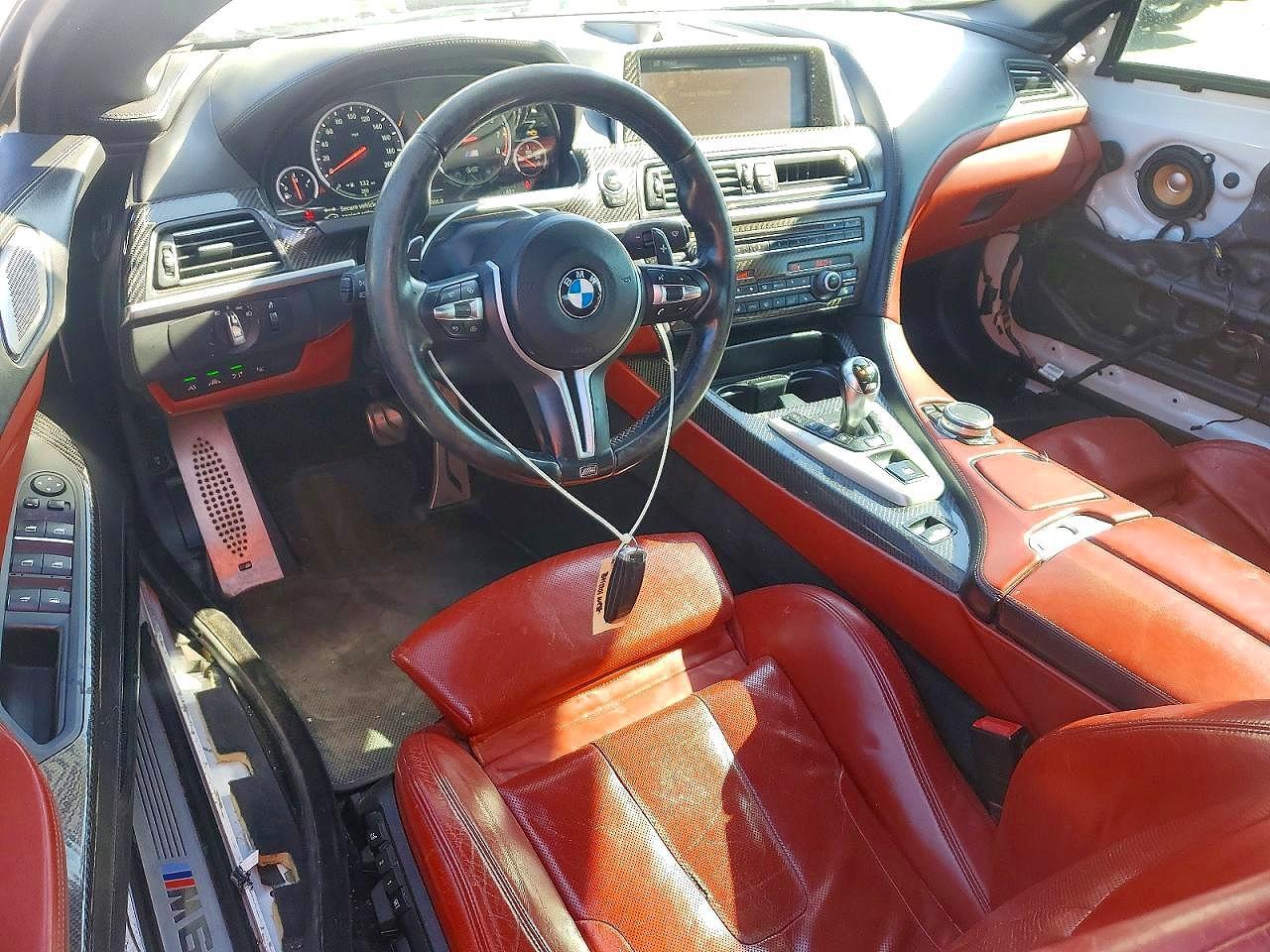 2015 BMW M6 - zdjęcie 8