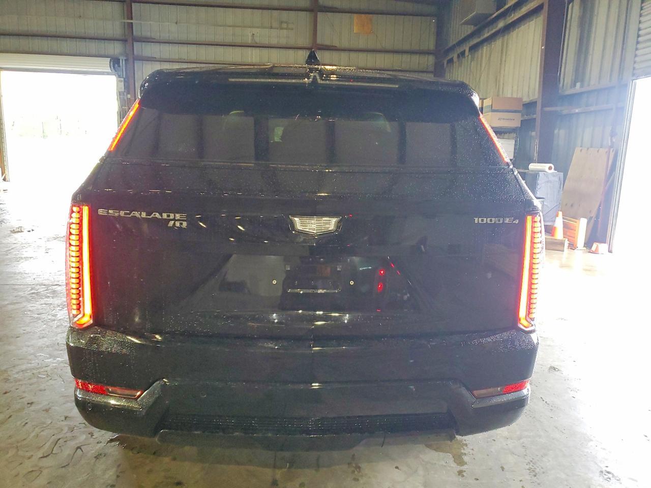 2025 Cadillac Escalade - zdjęcie 6