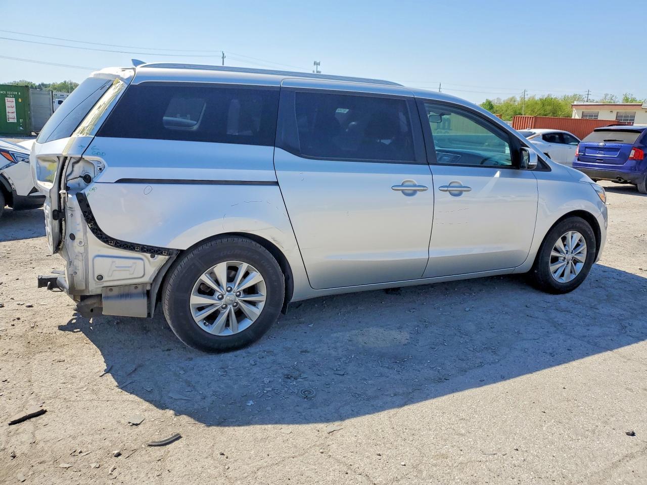 2016 Kia Sedona Lx - zdjęcie 3