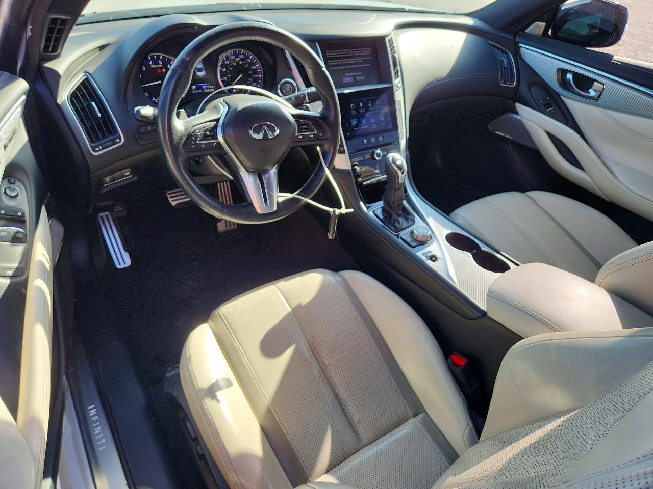 2018 Infiniti Q60 3.0T Sport - zdjęcie 8