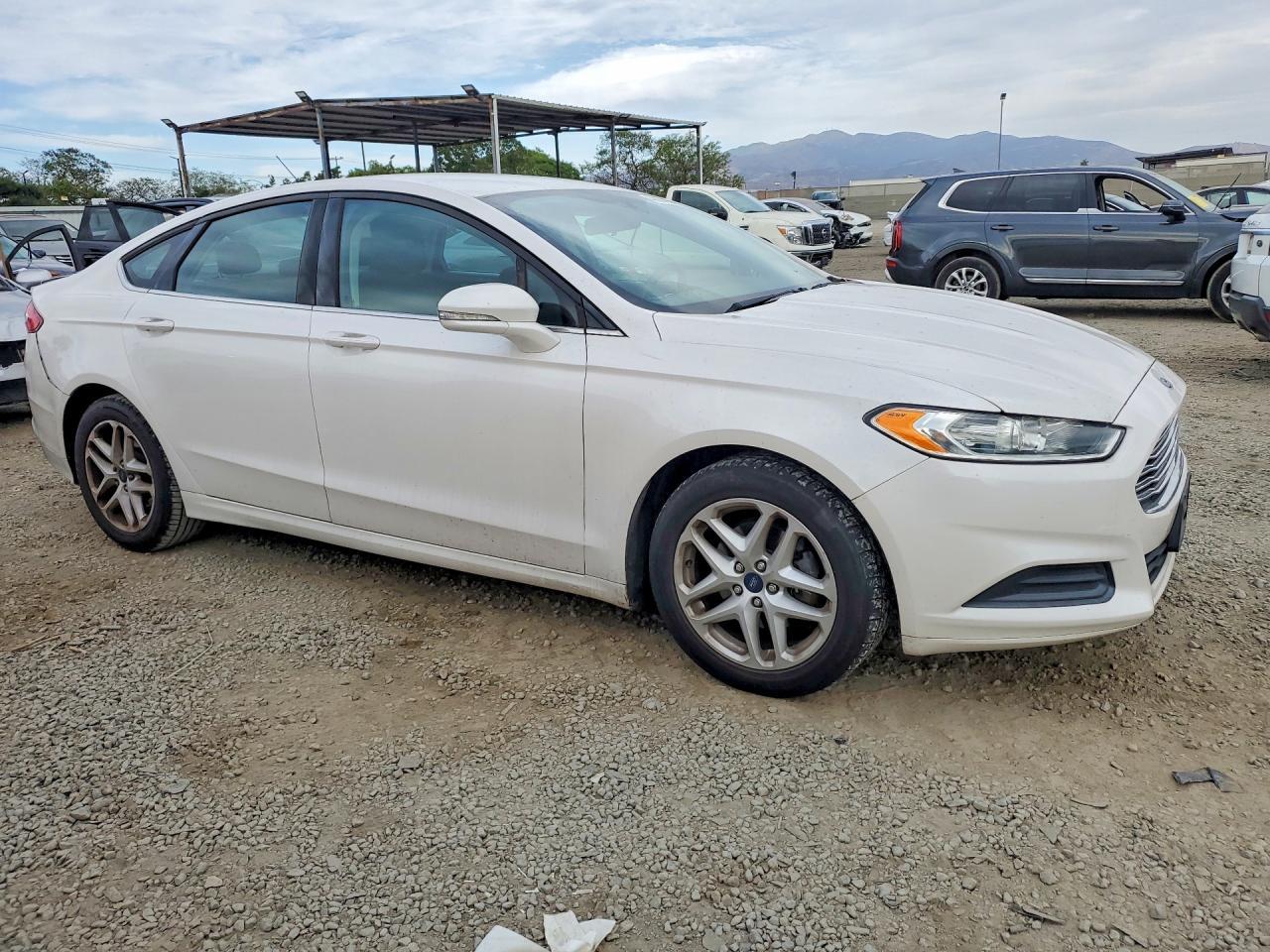 2016 Ford Fusion Se - zdjęcie 4