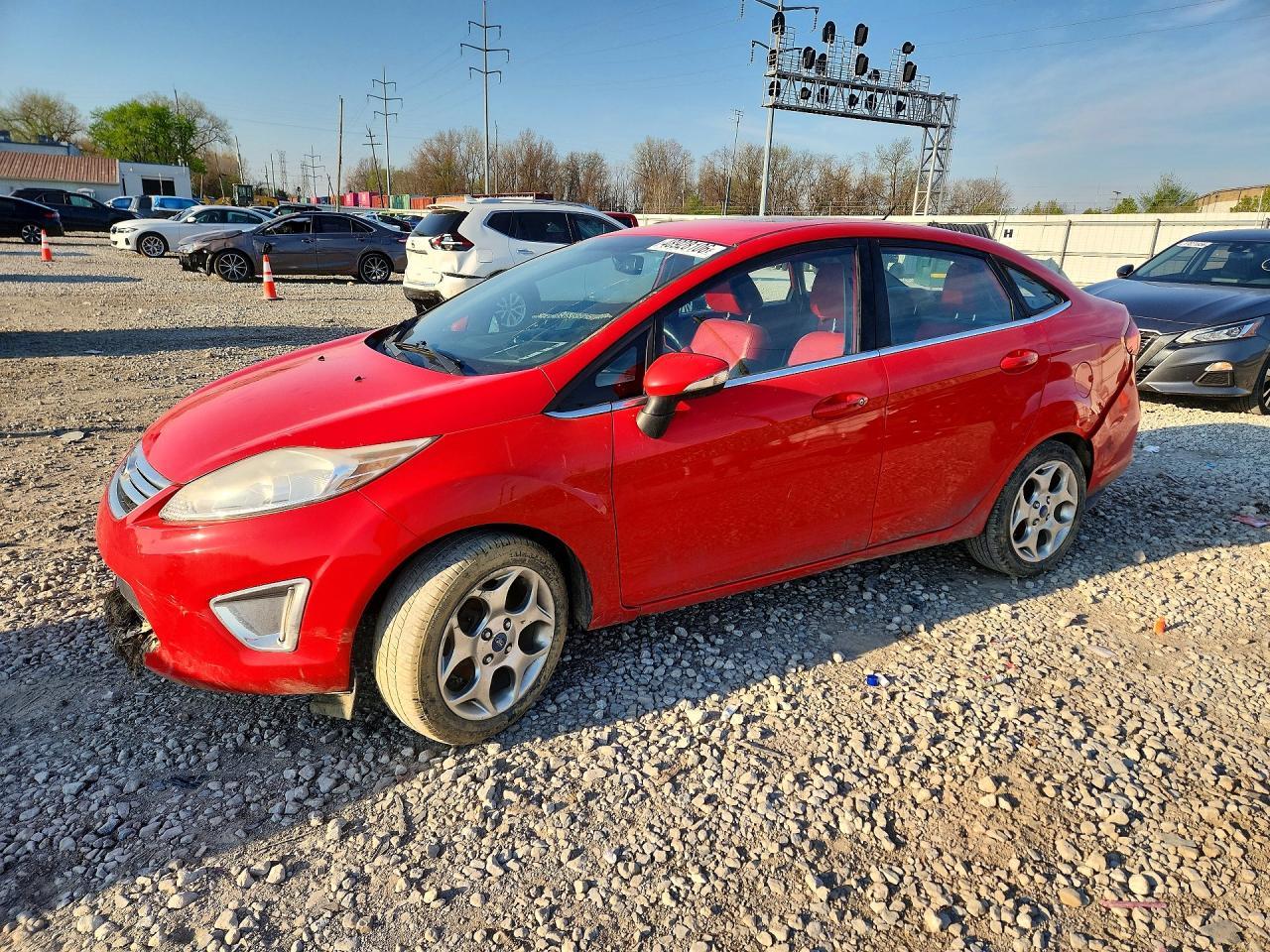 2013 Ford Fiesta Titanium - zdjęcie główne