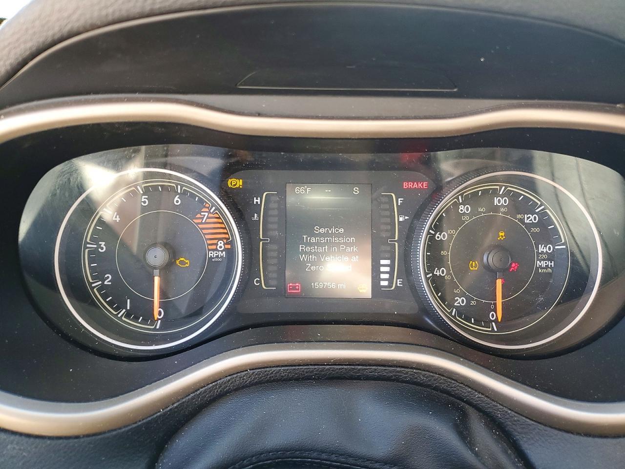 2016 Jeep Cherokee Latitude - zdjęcie 9