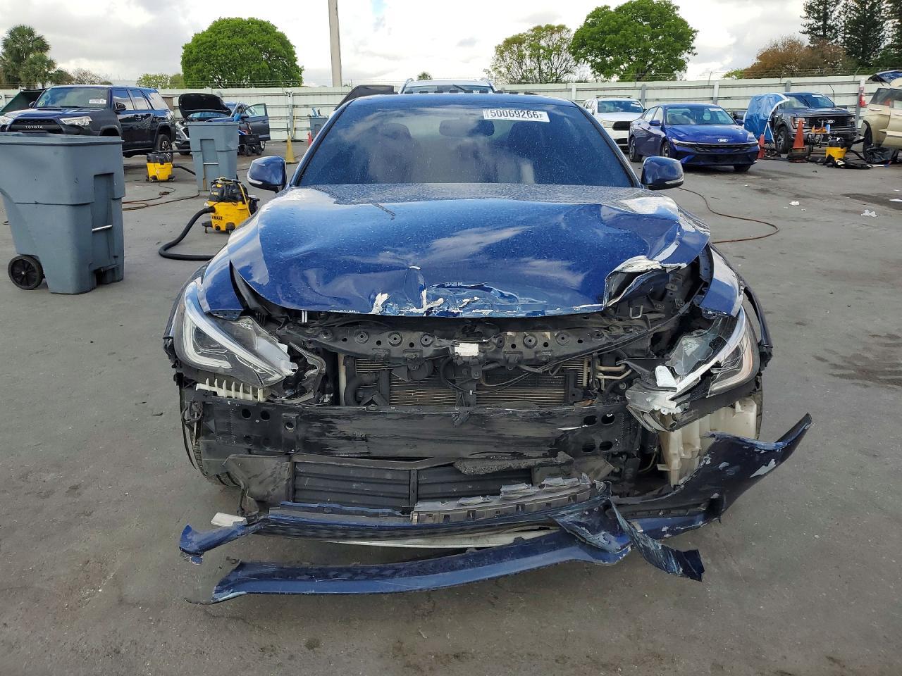 2018 Infiniti Q60 3.0T Sport - zdjęcie 5