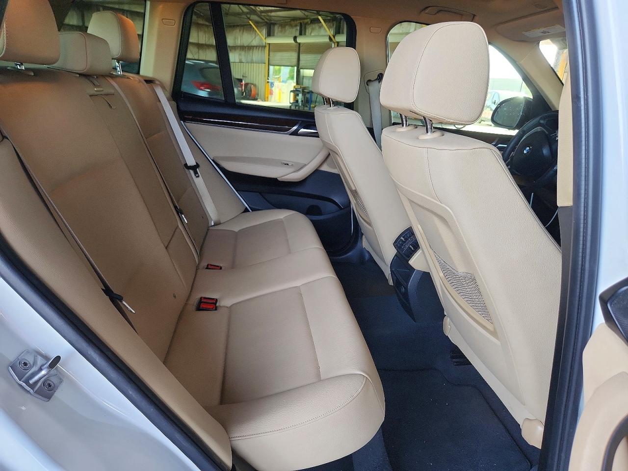 2016 BMW X3 xDrive28I - zdjęcie 11