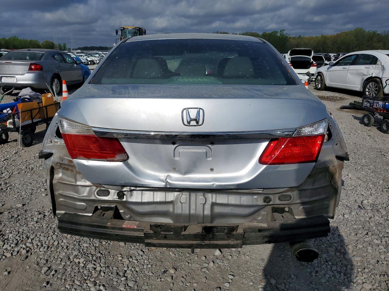 2013 Honda Accord Lx - zdjęcie 6