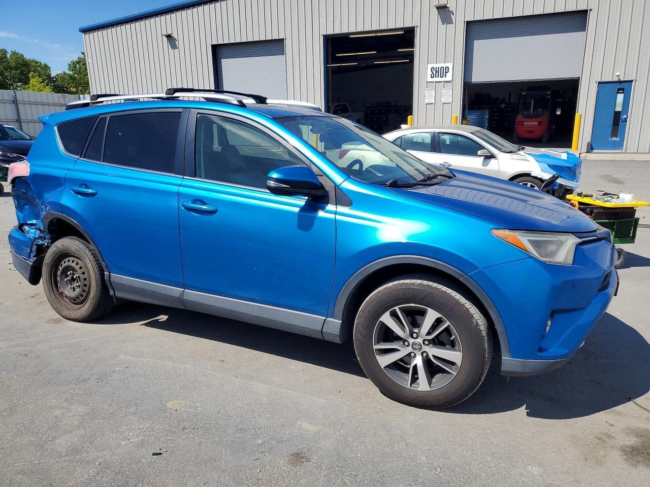 2016 Toyota Rav4 Xle - zdjęcie 4