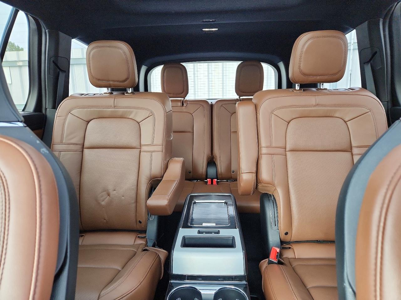 2023 Lincoln Aviator Reserve - zdjęcie 10