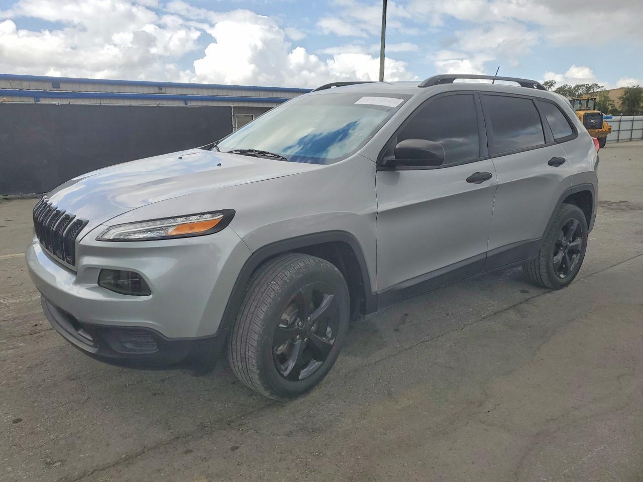 2017 Jeep Cherokee Sport - zdjęcie główne