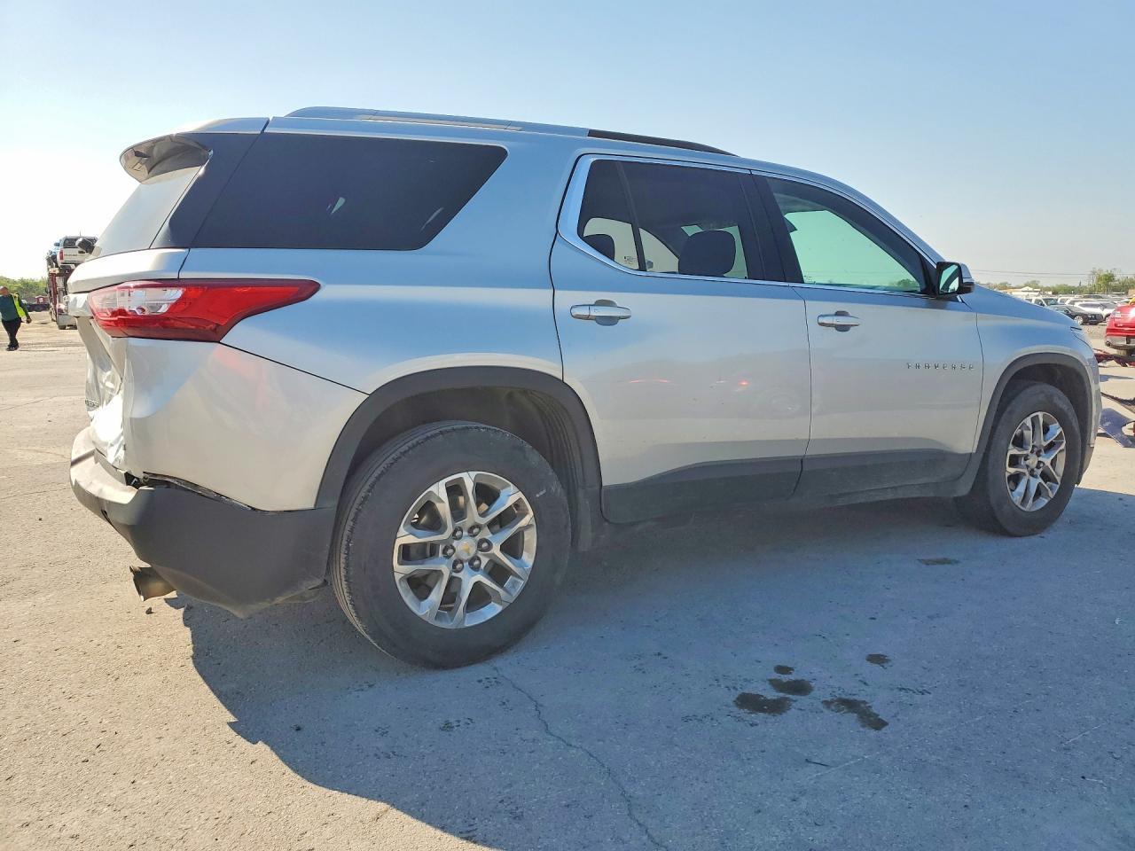 2018 Chevrolet Traverse Lt - zdjęcie 3